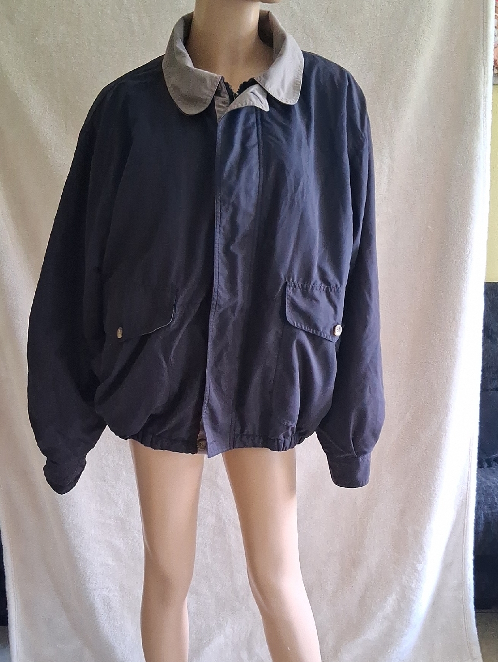 Men's Navy Bomber Jacket with Contrast Collar